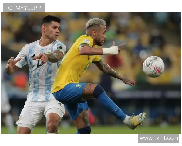 活跃足球明星全名汇总及其精彩瞬间回顾