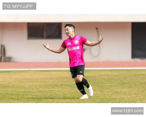 四川足球明星联队再启征程助力地方足球发展与青少年培养